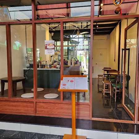 Canal View Lo-Ha Guest House, Contactless Check-In بانكوك المظهر الخارجي الصورة