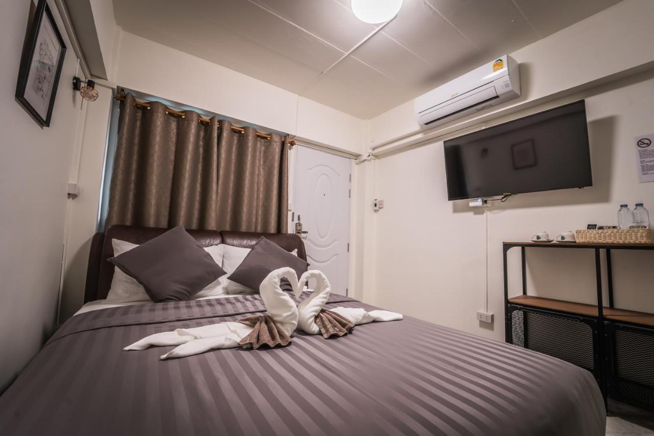 Canal View Lo-Ha Guest House, Contactless Check-In بانكوك المظهر الخارجي الصورة